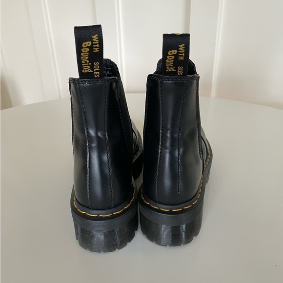 SOLD Doc Martens platform Chelsea boot - 2976 Quad in polished smooth leather - Picture 4 of 6